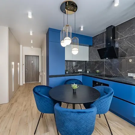 Flatrent Olympic Park, метро бориспільська поруч! Kyiv