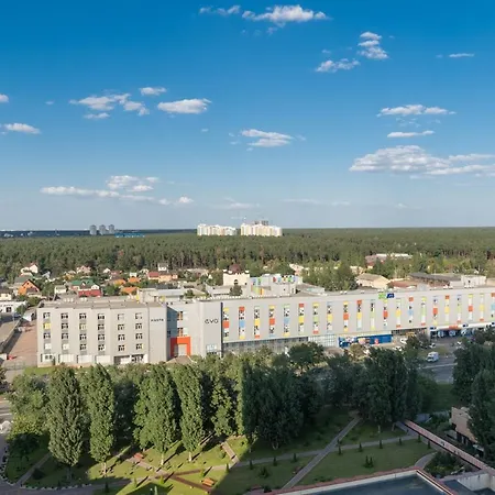 Apartment Flatrent Olympic Park, метро бориспільська поруч! *