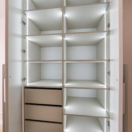 Flatrent Olympic Park, метро бориспільська поруч! Apartment Kyiv