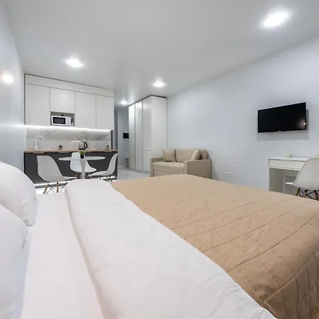 Flatrent Olympic Park, метро бориспільська поруч! Apartment