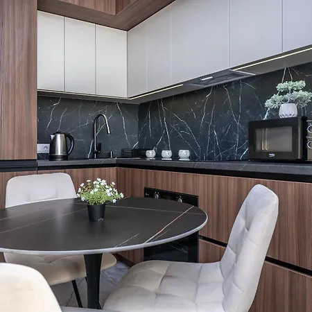 Flatrent Olympic Park, метро бориспільська поруч! * Kyiv