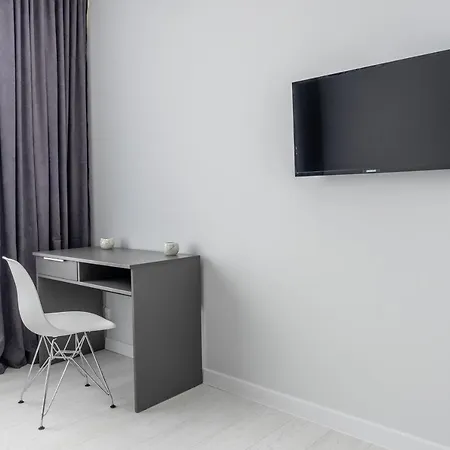Flatrent Olympic Park, метро бориспільська поруч! Київ