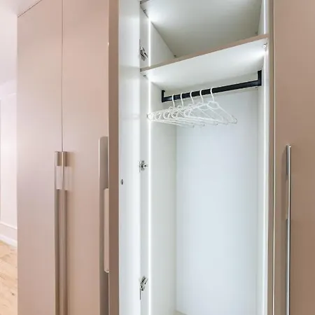 Апартаменти Flatrent Olympic Park, метро бориспільська поруч!