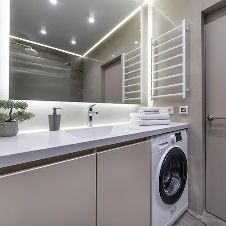 Flatrent Olympic Park, метро бориспільська поруч! Київ